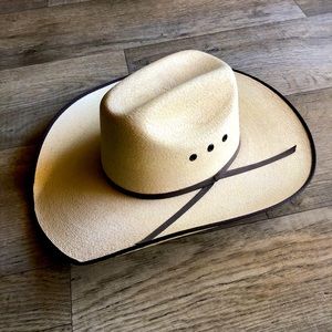 Atwood Hereford LC 5X Low Crown